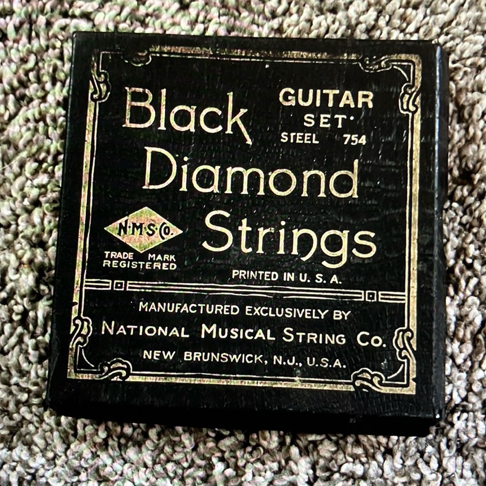 Vintage Black Diamond guitar Strings. BOX ONLY